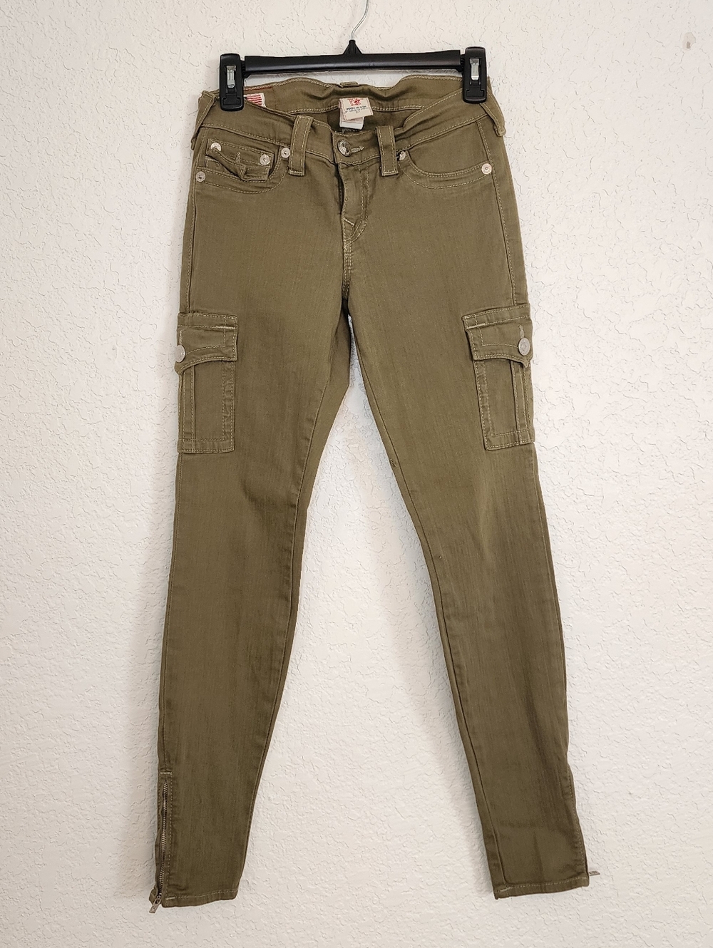True Religion Krista Slim Cargo Jeans Olive Green Size 27 Ankle Zip Streetwear